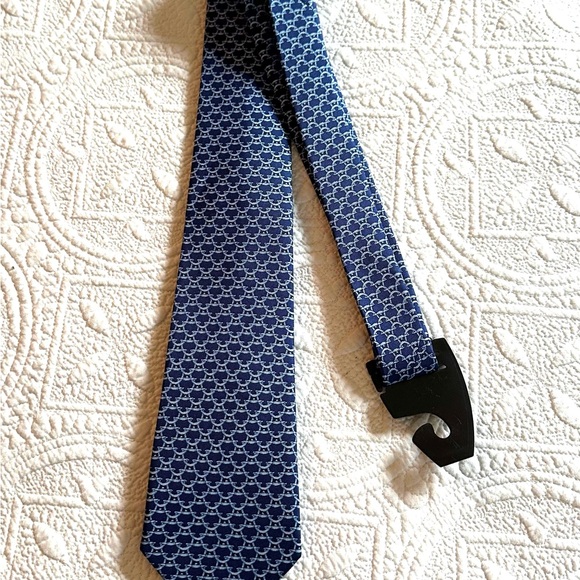 J. McLaughlin Men’s Blue Silk Tie Equestrian Preppy - Picture 3 of 9